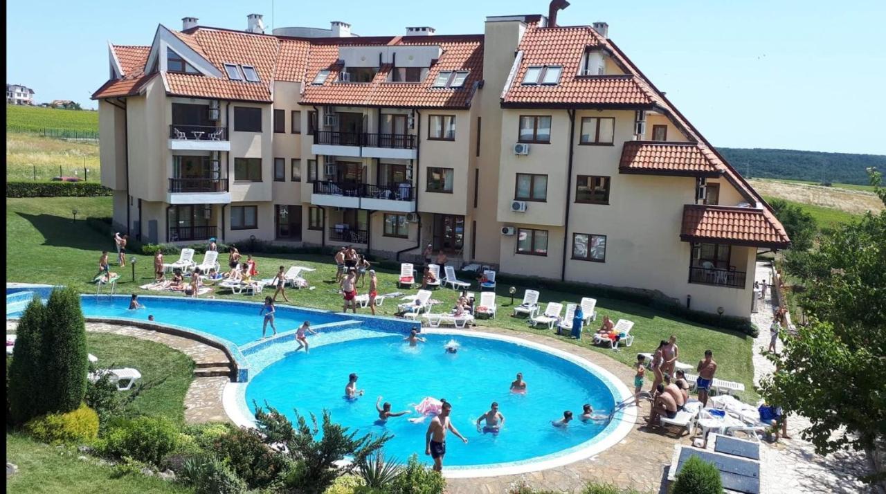 Carolmike Oasis Beach Apartment Kamchia Reserve Εξωτερικό φωτογραφία