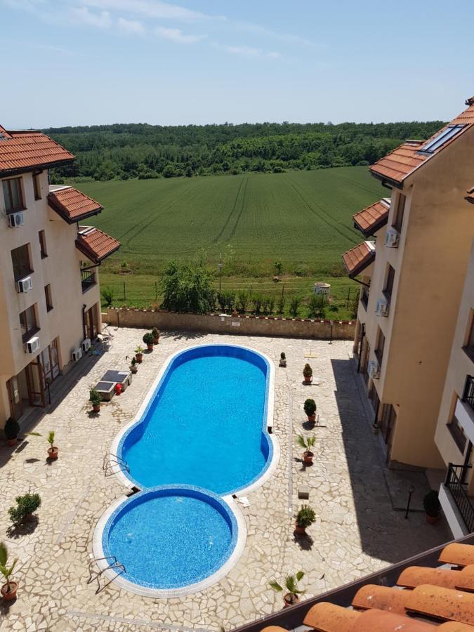 Carolmike Oasis Beach Apartment Kamchia Reserve Εξωτερικό φωτογραφία